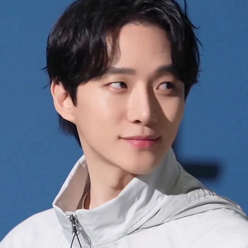 Latest photo of Lee Junho
