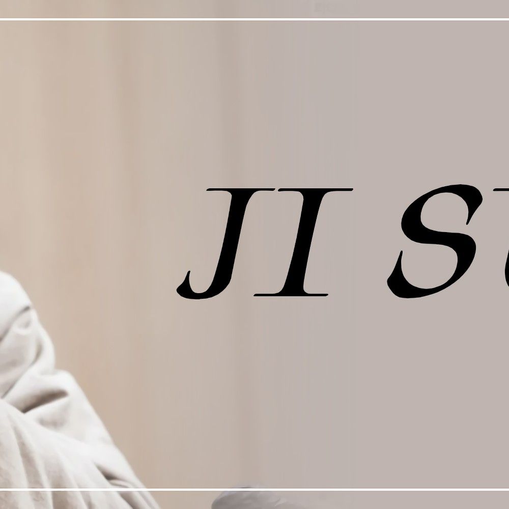 Behind-the-scenes cut of Ji Sung