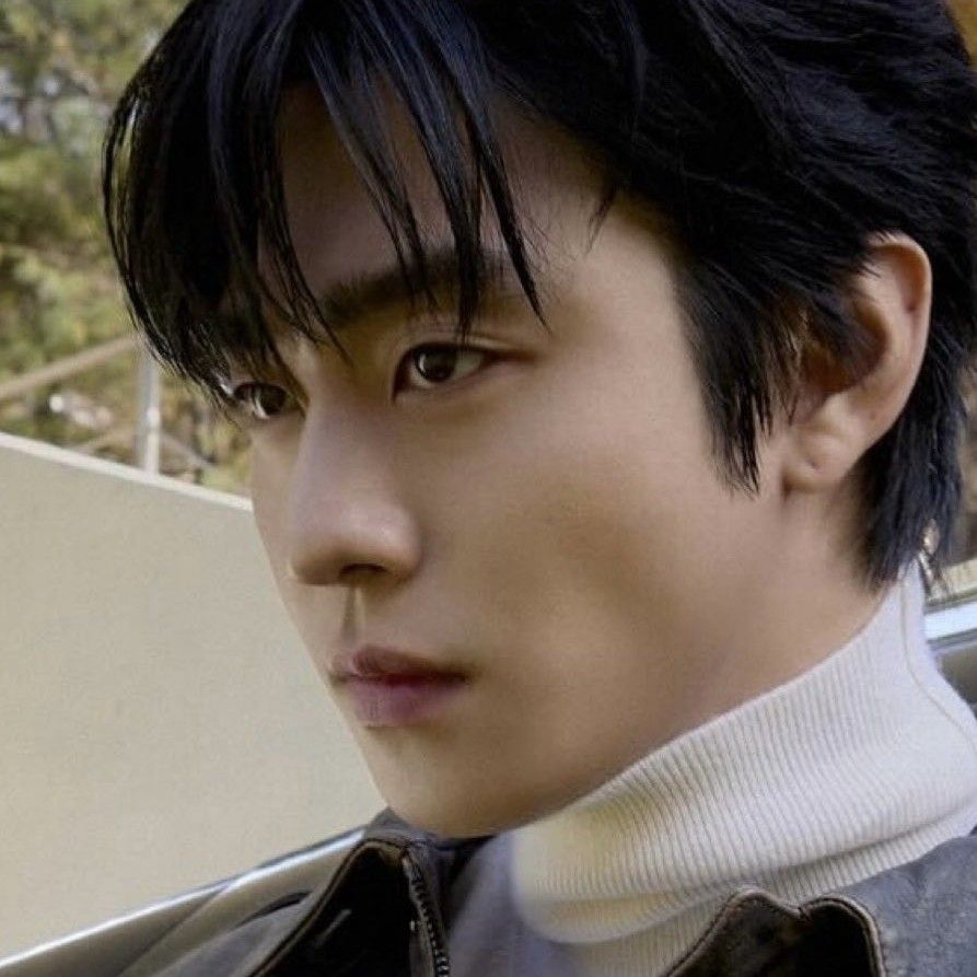 Foto terbaru dari Ahn Hyoseop