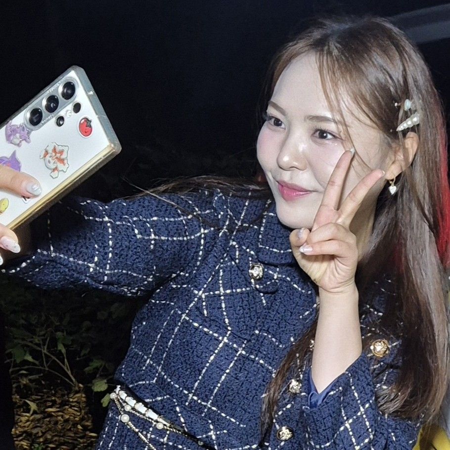 Behind-the-scenes cut of Miss Kim