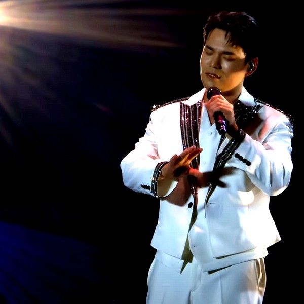 Recent activity shot of Lee Jung