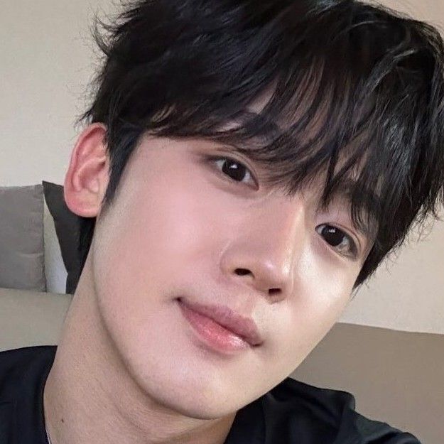A moment captured by a fan of Kim Yohan