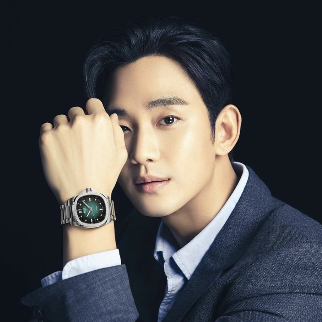 Recent activity shot of Kim Soohyun
