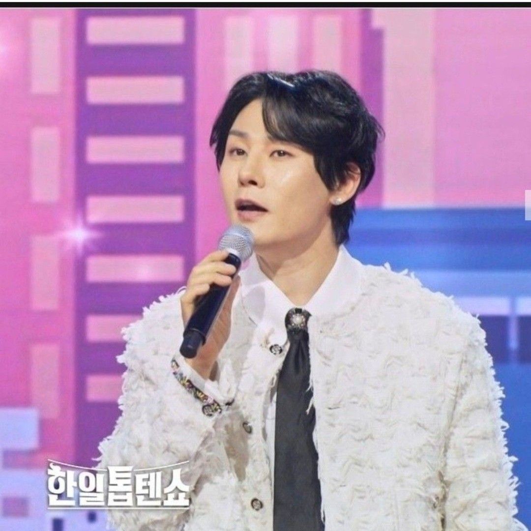 A moment captured by a fan of Kang Moonkyung