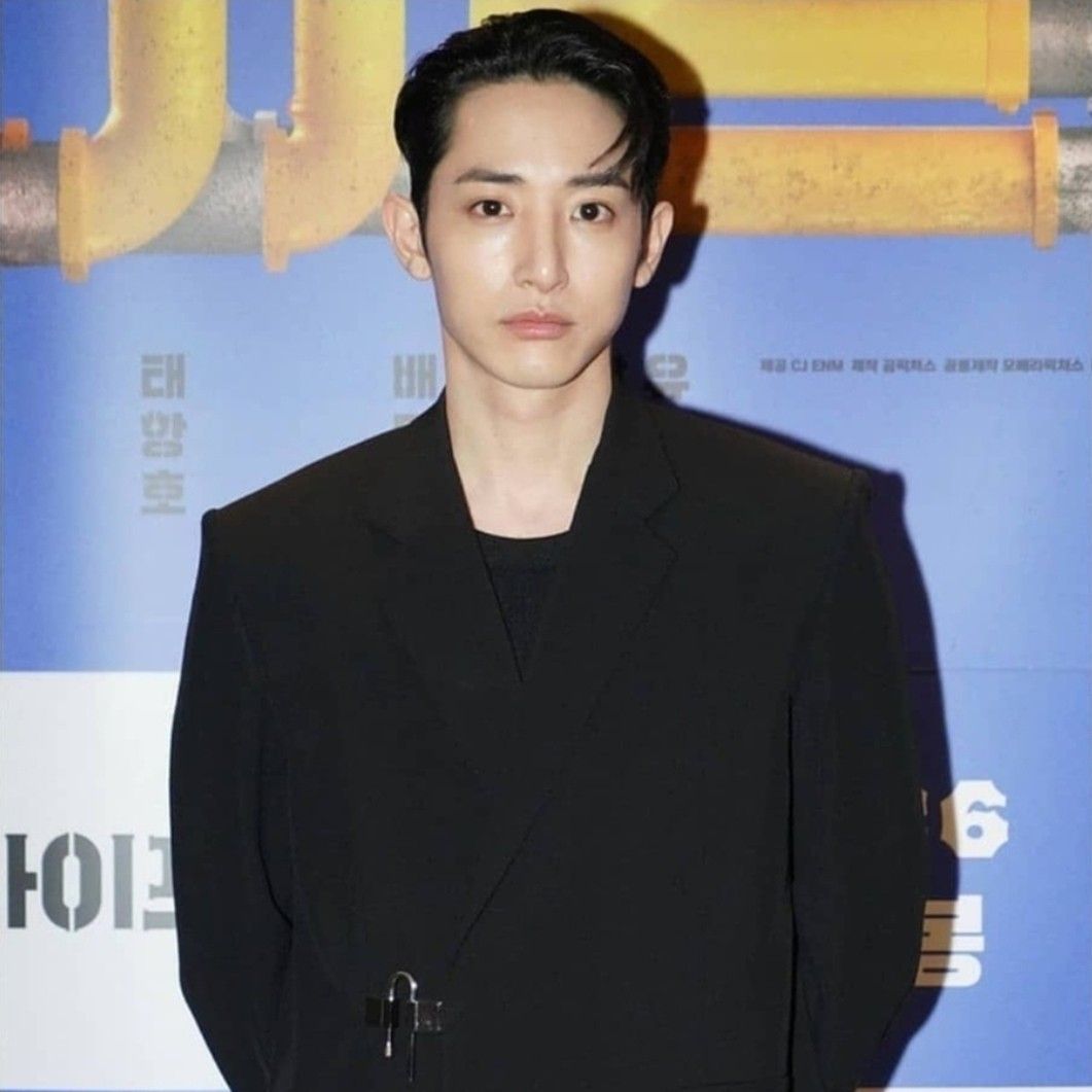 A moment captured by a fan of Lee Soohyuk