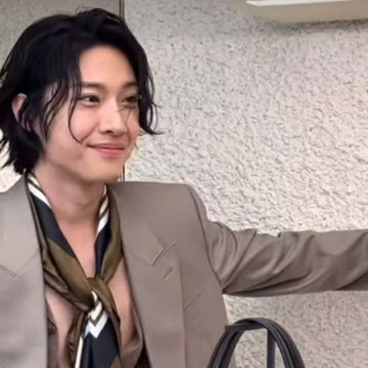 Latest photo of Lee Jongwon