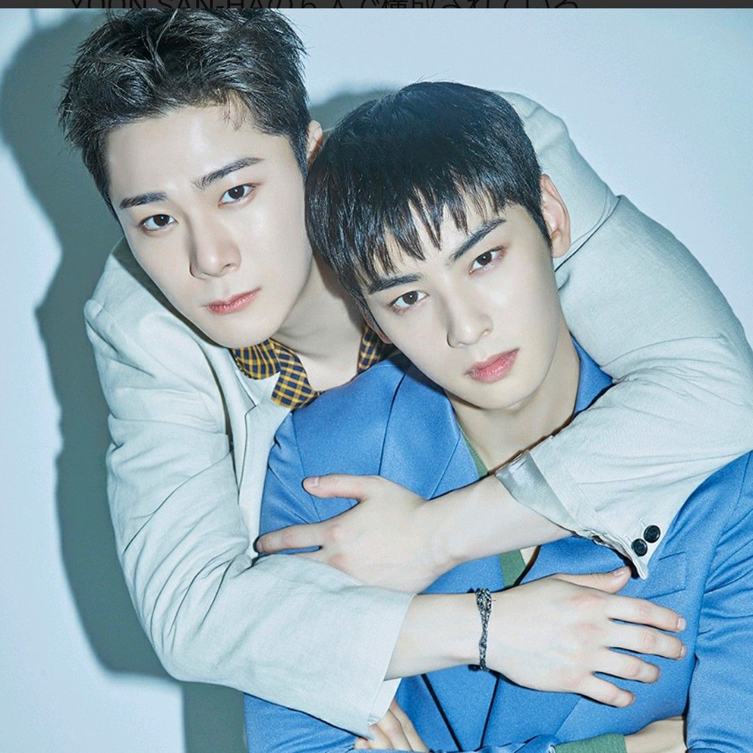 Behind-the-scenes cut of Cha Eunwoo