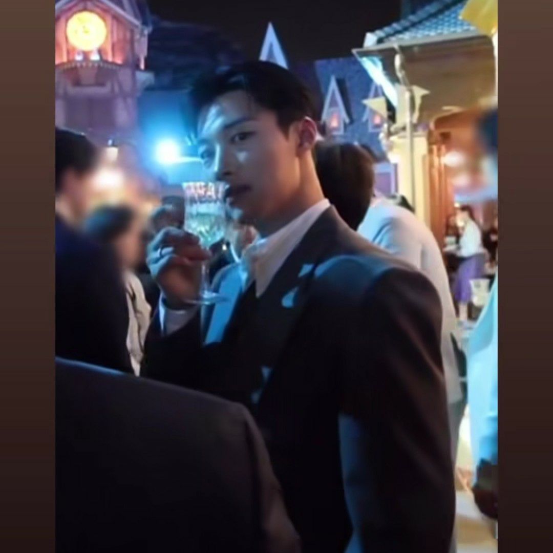 Recent activity shot of Woo Dohwan