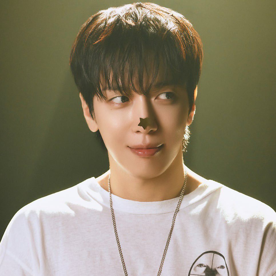 Recent activity shot of Jung Yonghwa