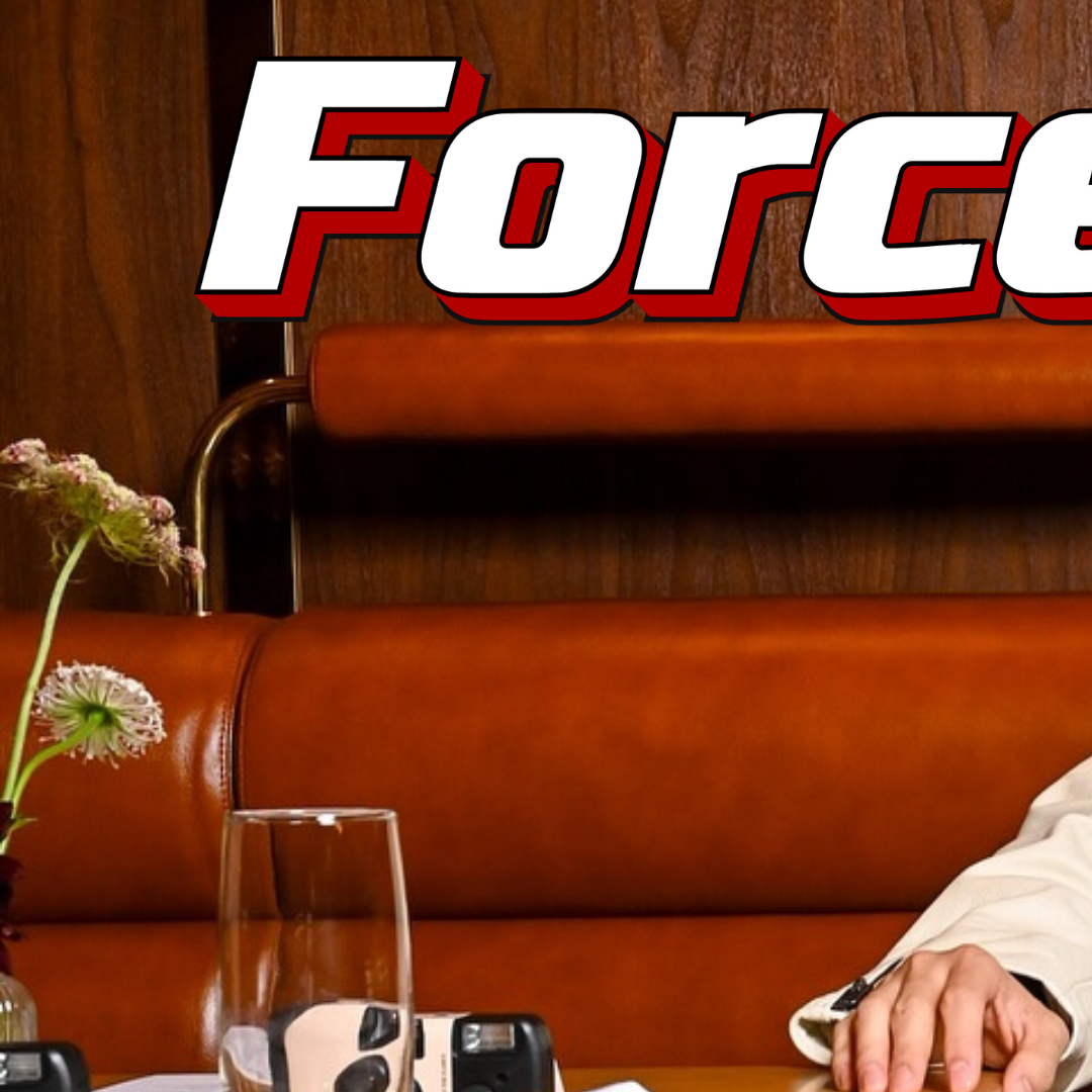 A moment captured by a fan of Force Jiratchapong Srisang