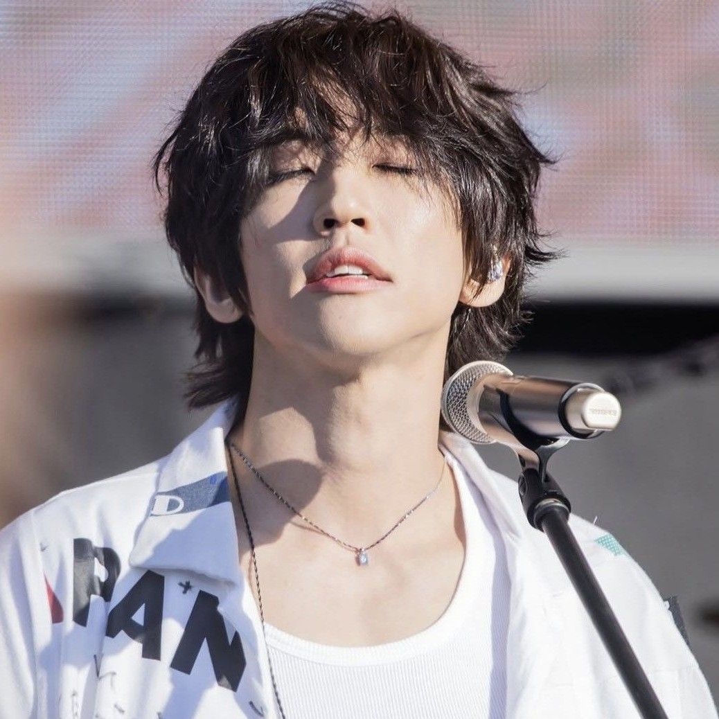 A moment captured by a fan of Lee Seungyoon