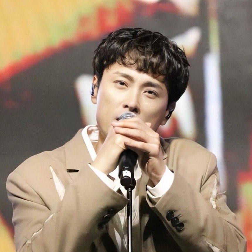 Latest photo of Min Kyunghoon