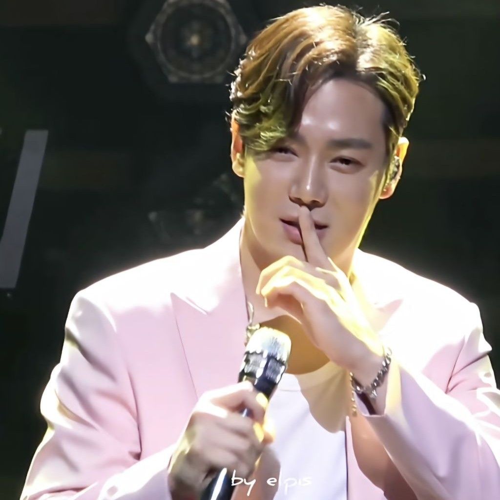 Recent activity shot of Hwanhee