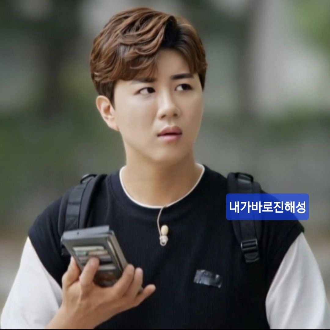 Behind-the-scenes cut of Jin Haesung