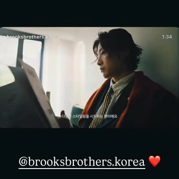 Behind-the-scenes cut of Lee Jongwon