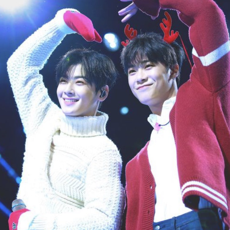 Foto kegiatan terbaru dari Cha Eunwoo