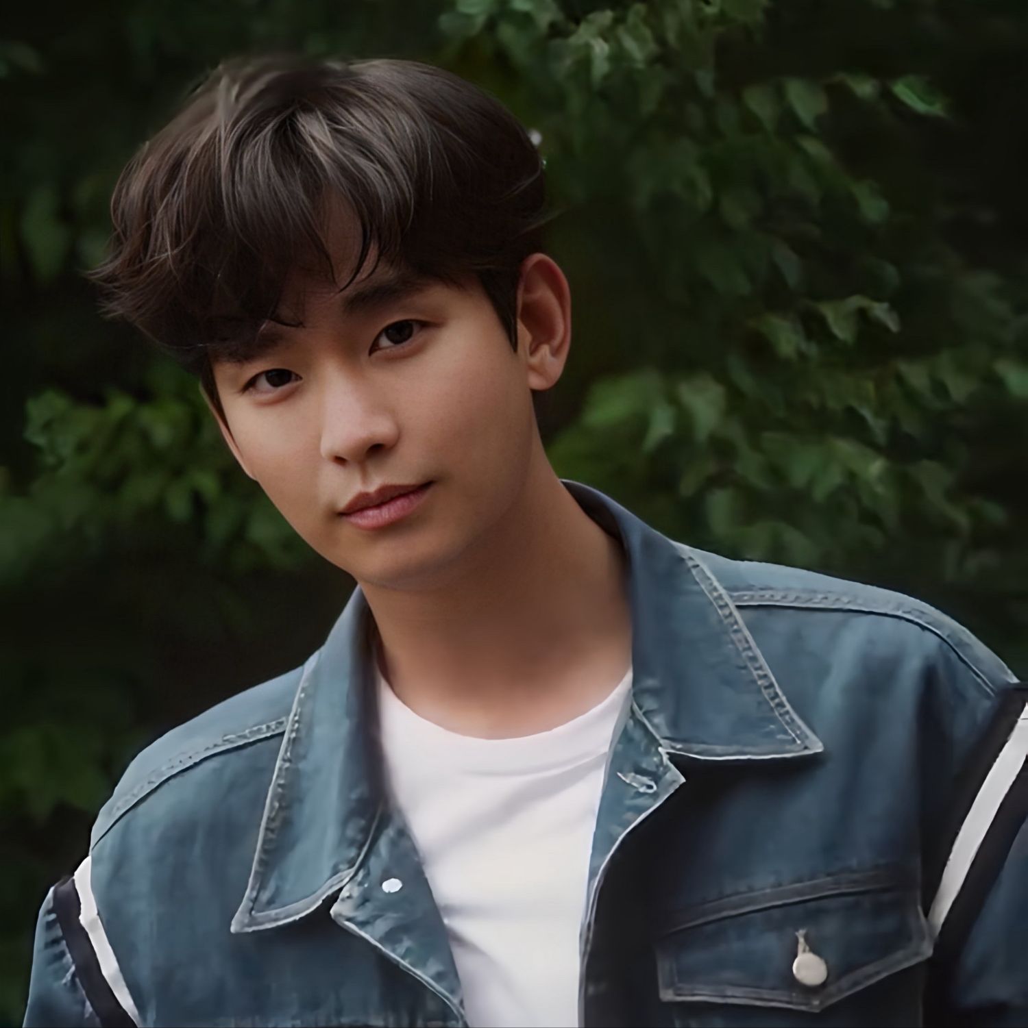 Recent activity shot of Kim Soohyun