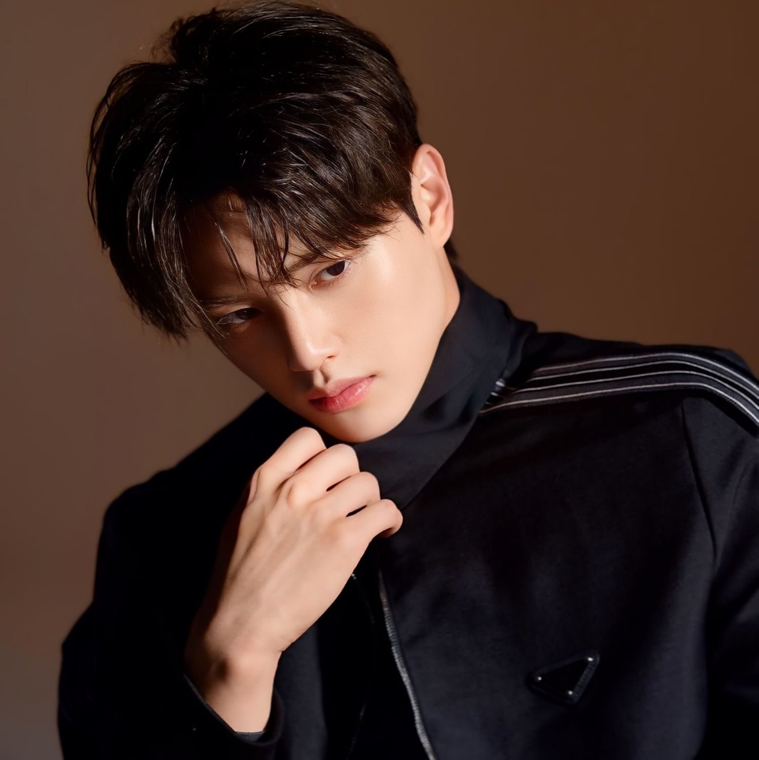 Recent activity shot of Song Kang