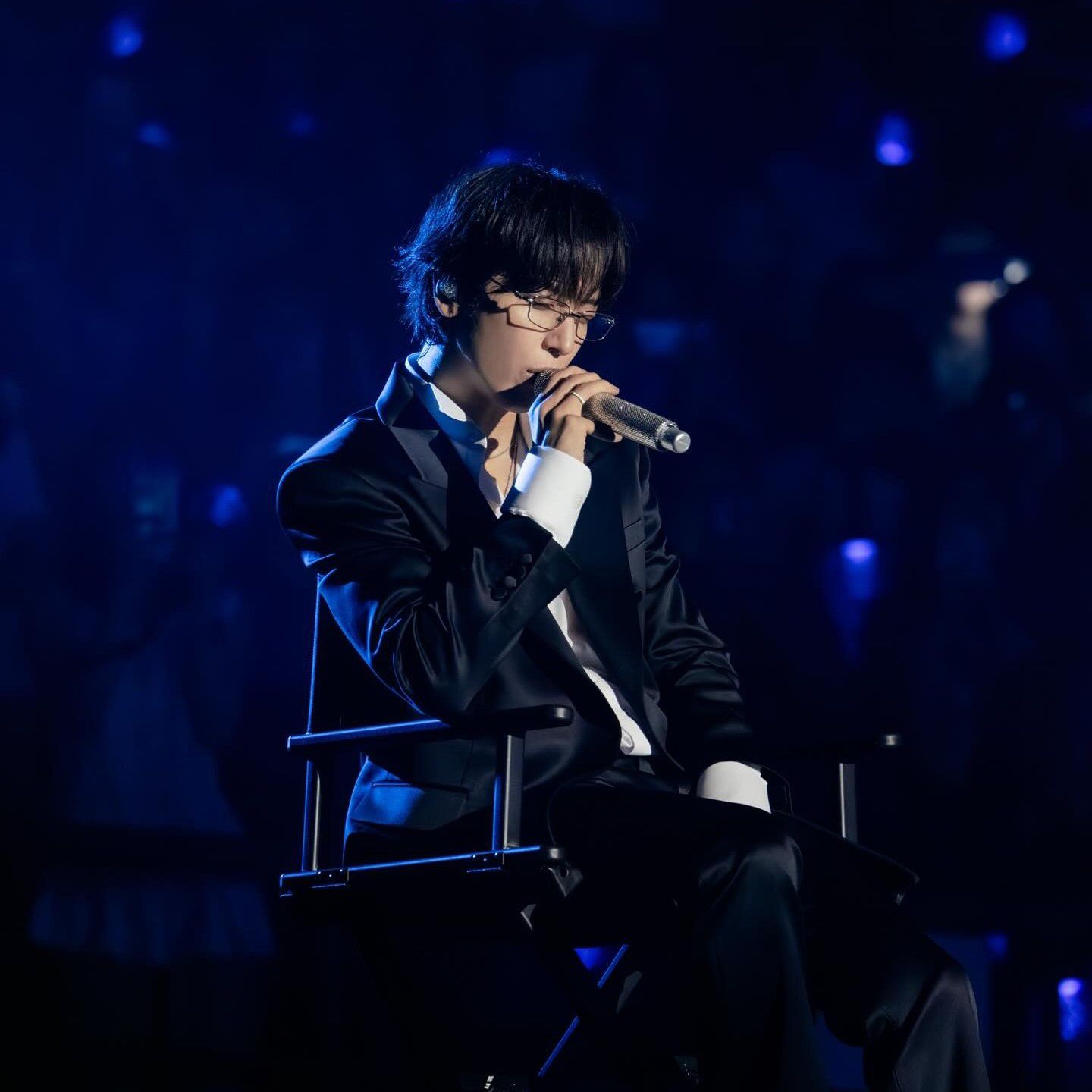 Behind-the-scenes cut of Jung Yonghwa