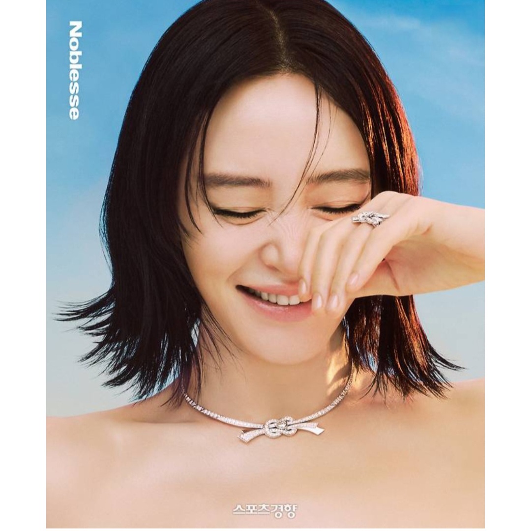 Behind-the-scenes cut of Kim Hyesoo