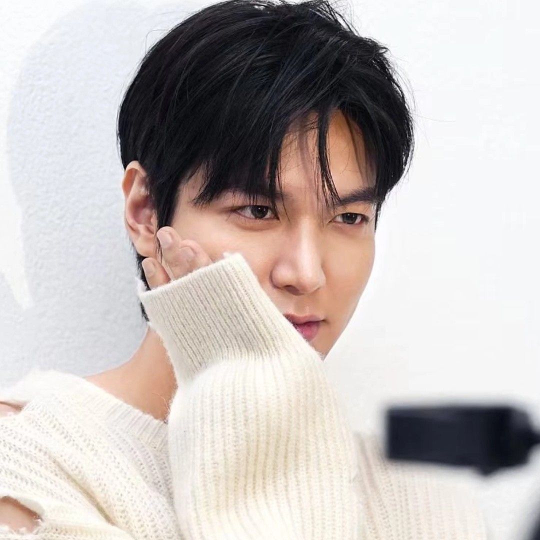 A moment captured by a fan of Lee Minho