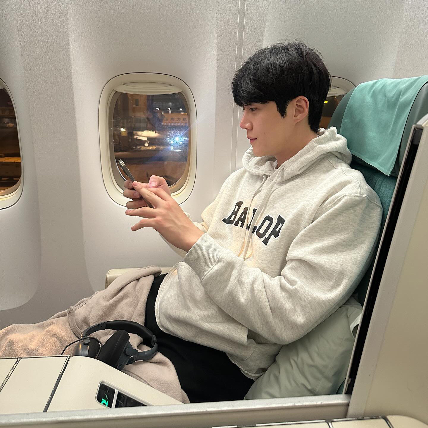 Cuplikan di balik layar dari Kim Seonho