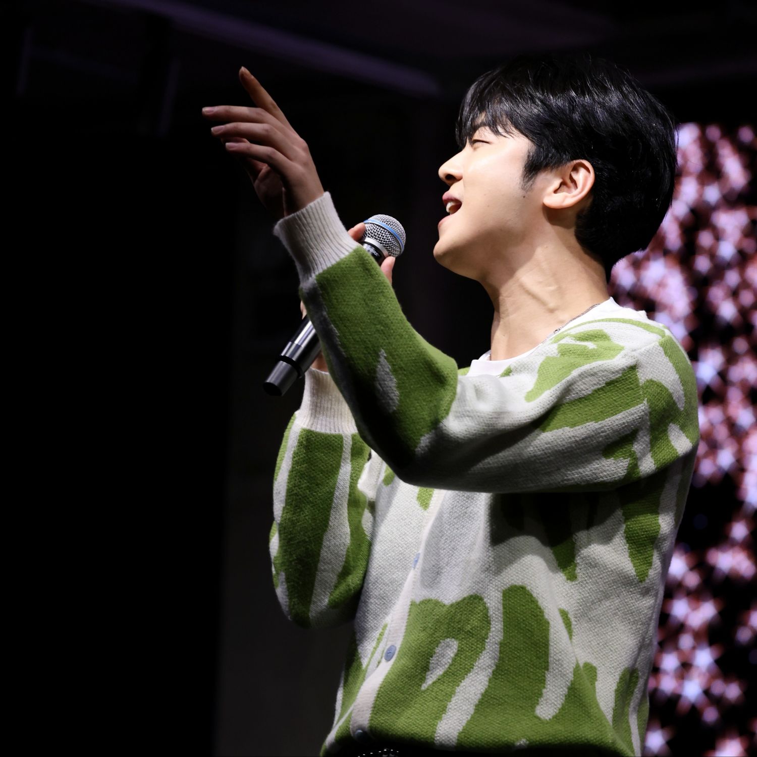 박민수의 비하인드 컷