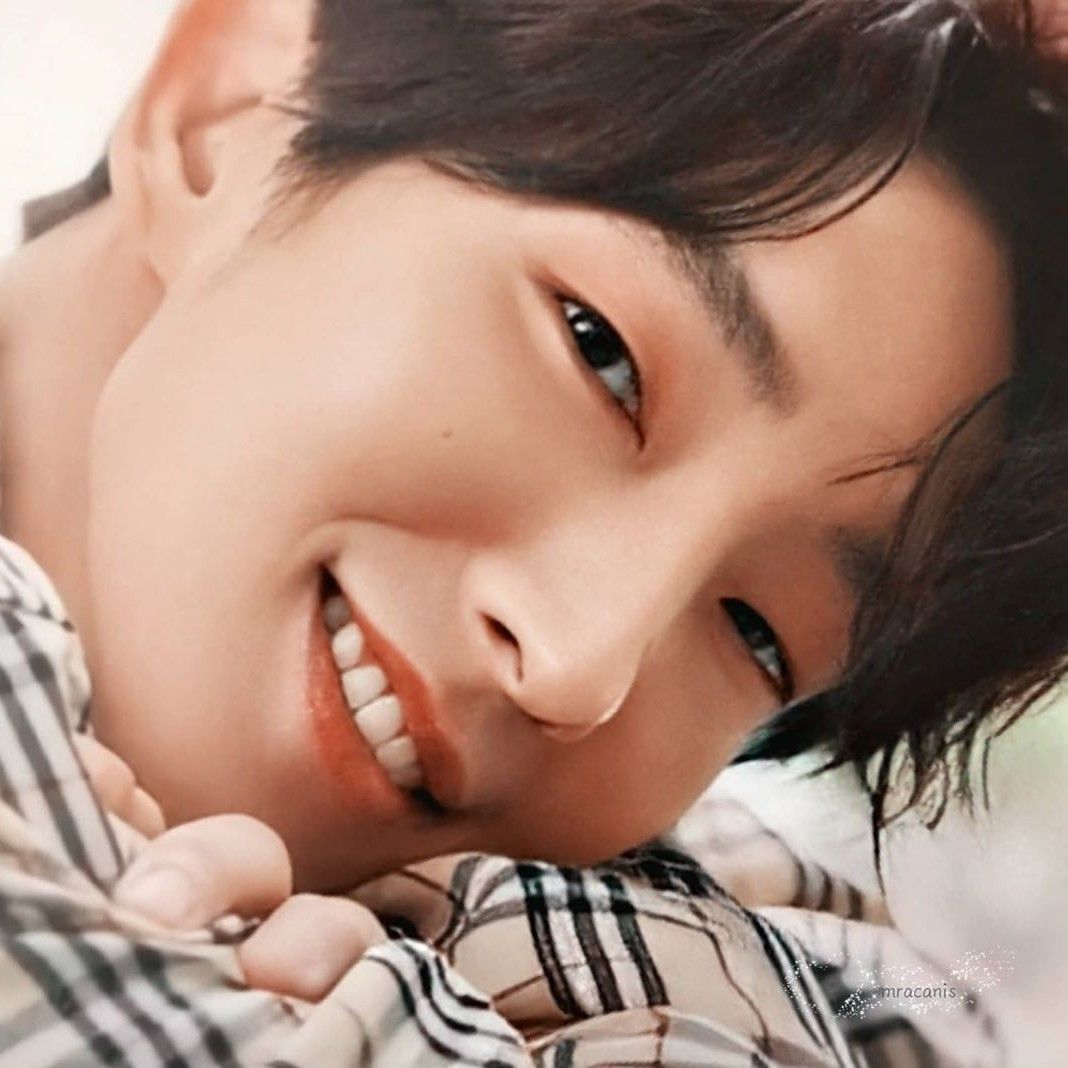 Latest photo of Lee Joongi