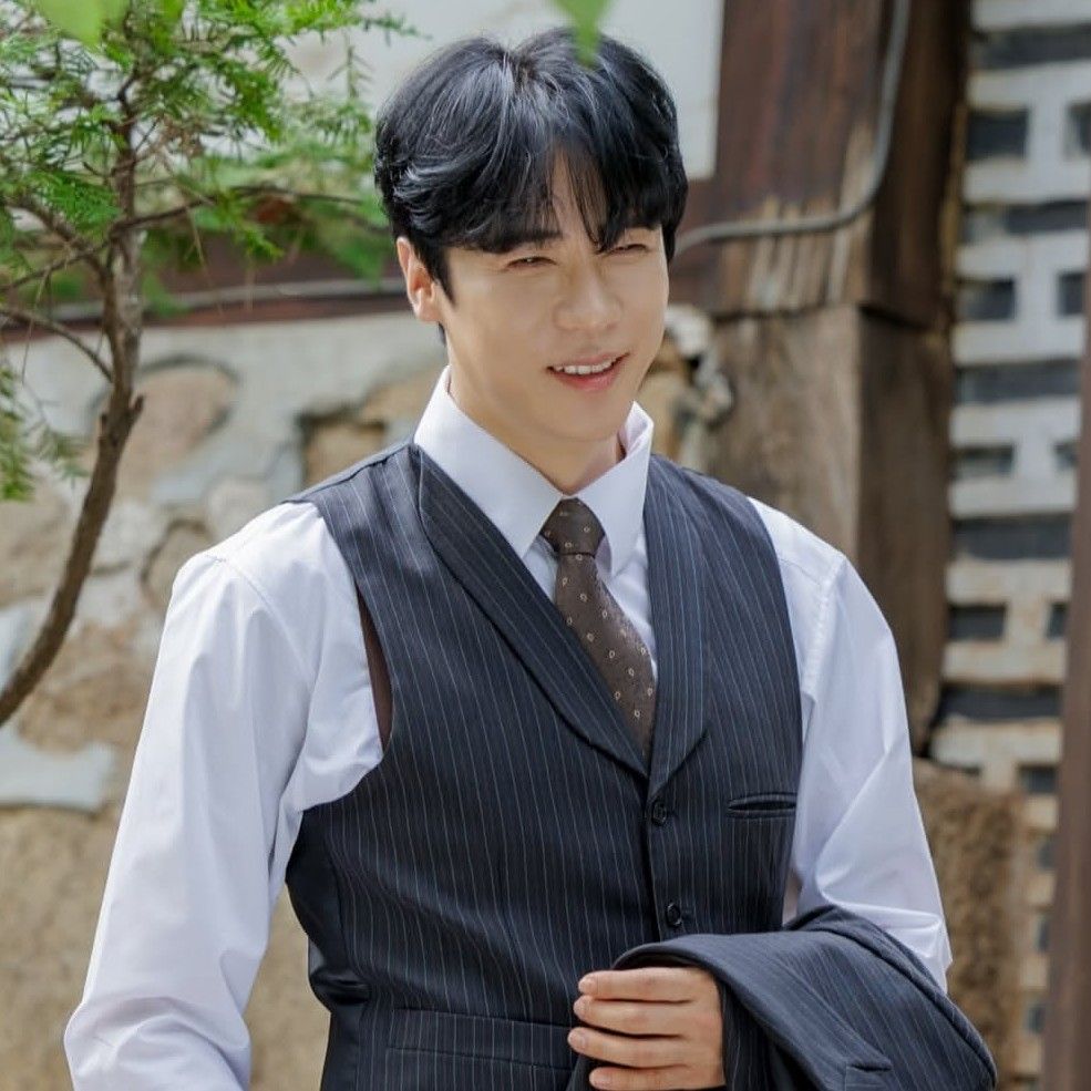 Latest photo of Enoch