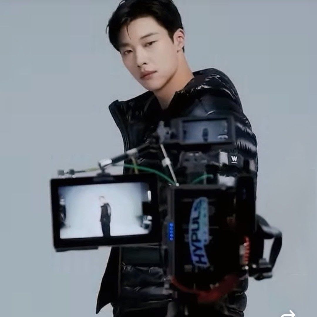 Latest photo of Woo Dohwan