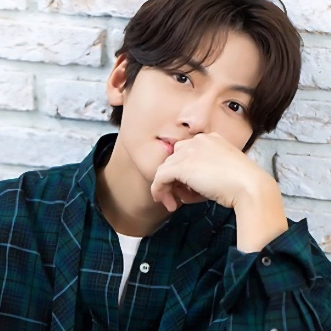 A moment captured by a fan of Ji Changwook