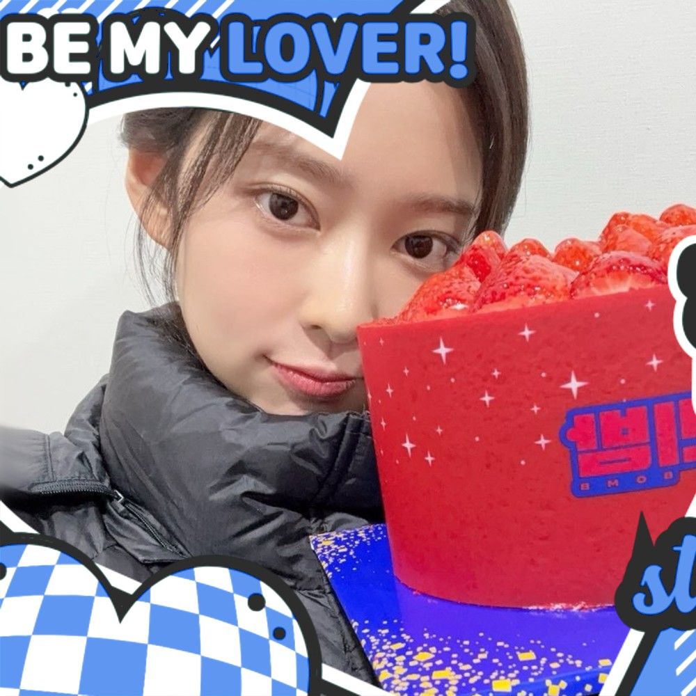 キム・ミンジュの最近の活動ショット