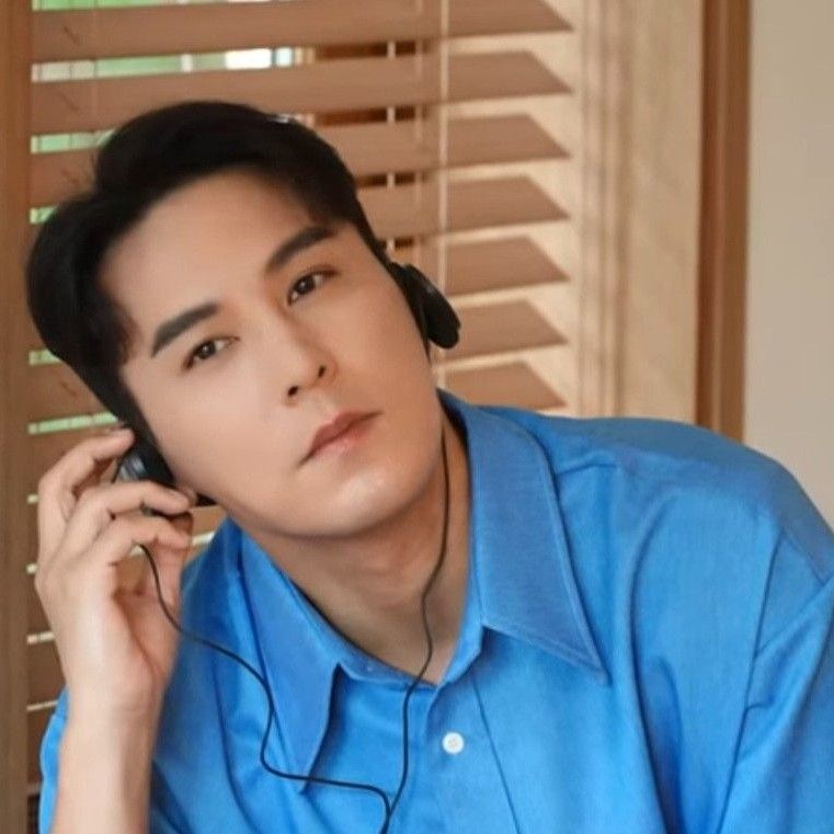 チャン・ミンホの最近の活動ショット