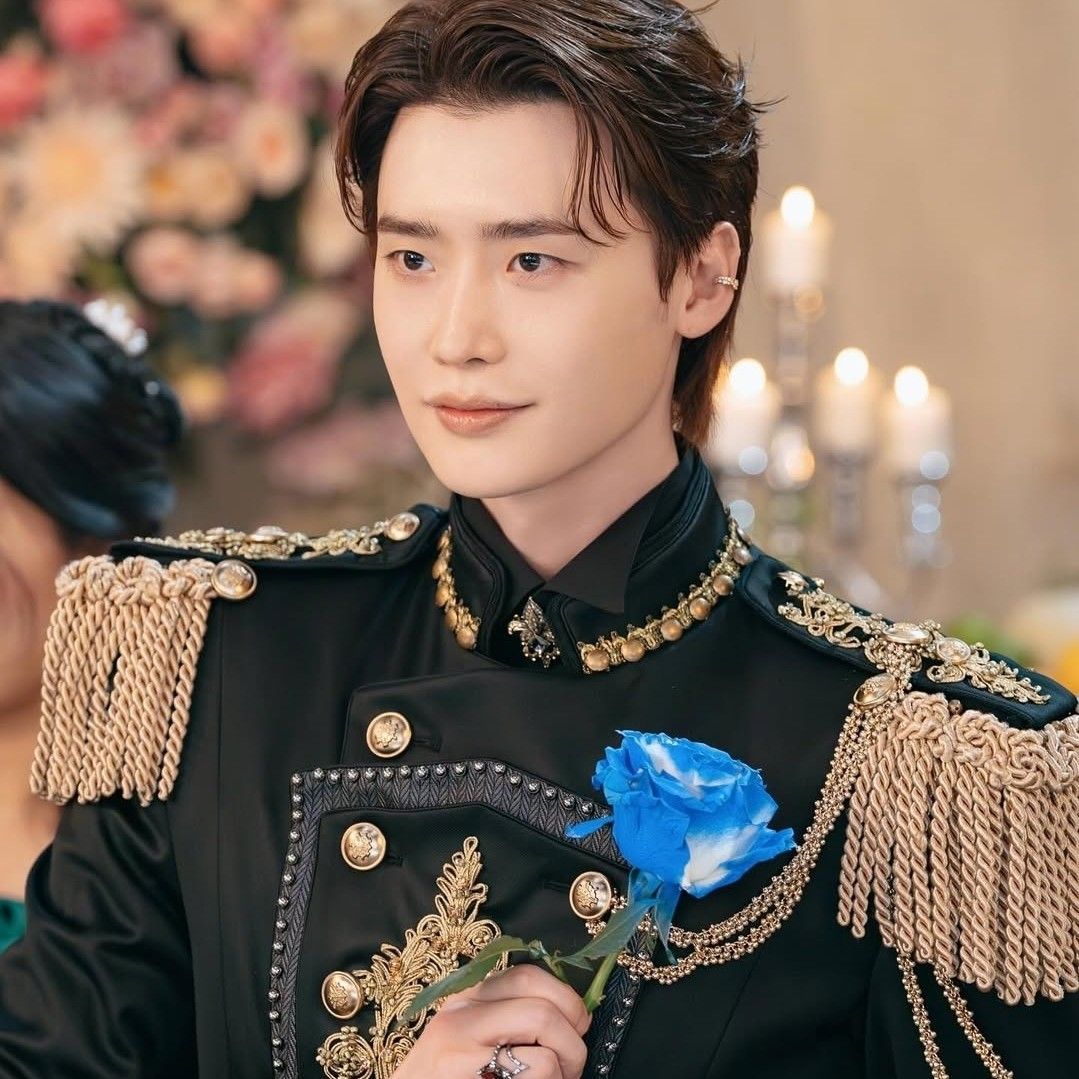 Behind-the-scenes cut of Lee Jongsuk