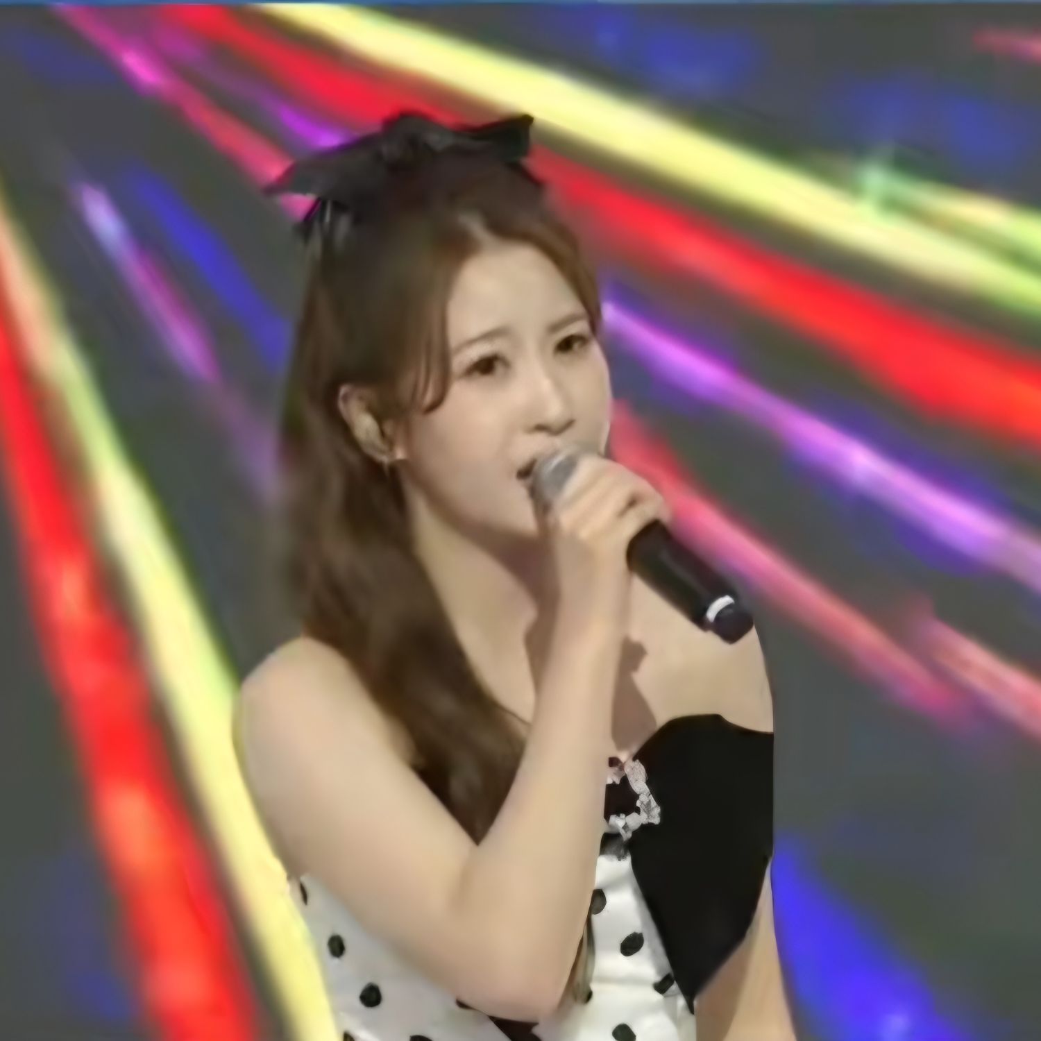 Latest photo of Oh Yujin