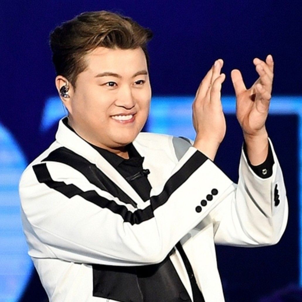 キム・ホジュンの最近の活動ショット