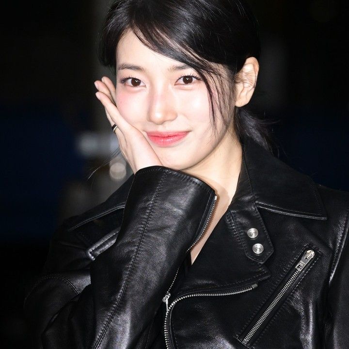 ペ・スジの最新写真