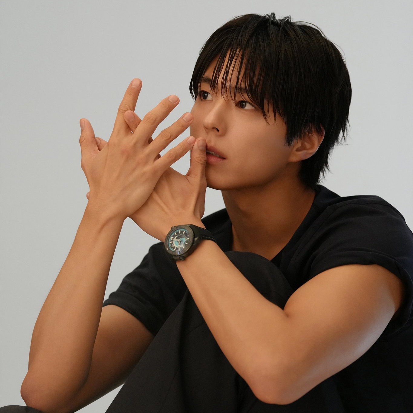 Behind-the-scenes cut of Park Bogum