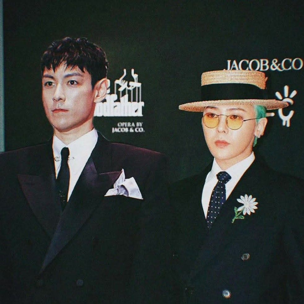 A moment captured by a fan of T.O.P