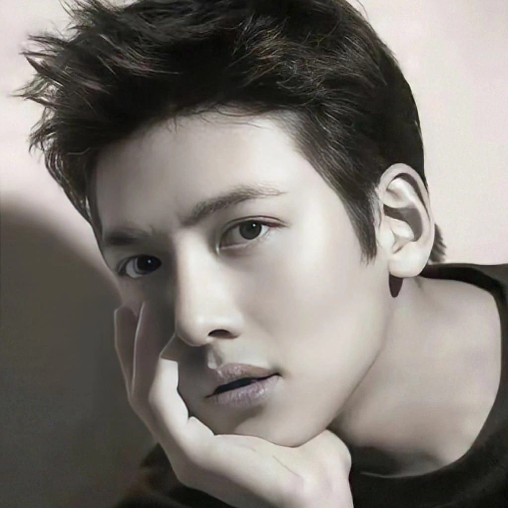 Momen yang diabadikan oleh penggemar Ji Changwook