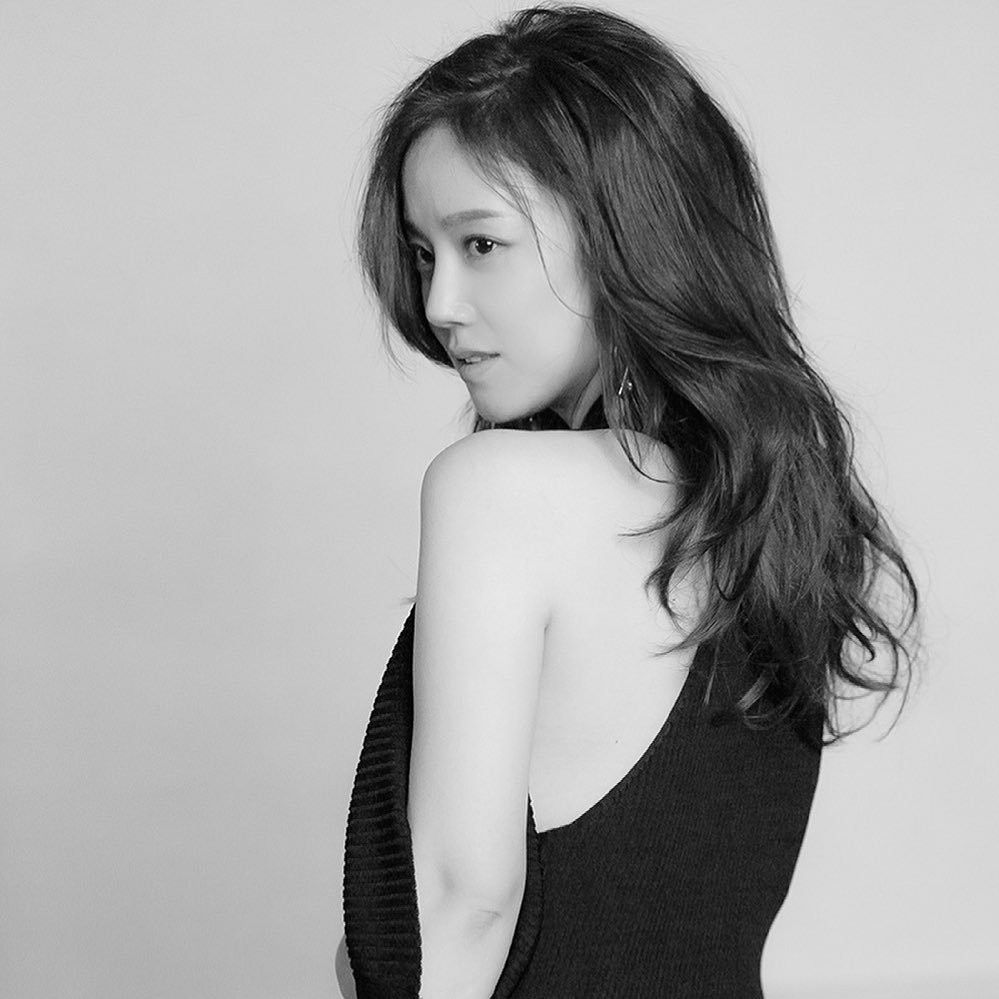 A moment captured by a fan of Moon Chaewon
