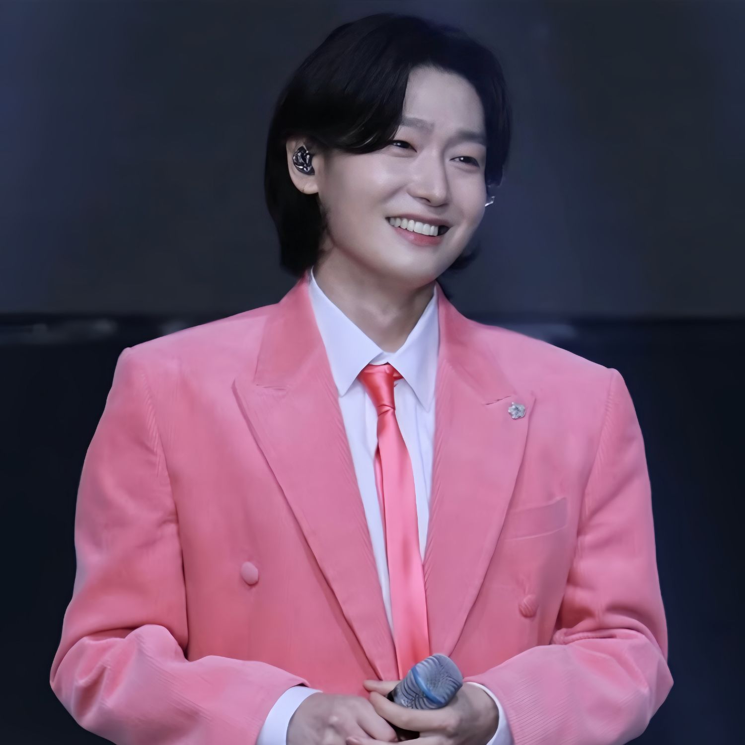 최애돌셀럽 커뮤니티 인기 폭발 포스트