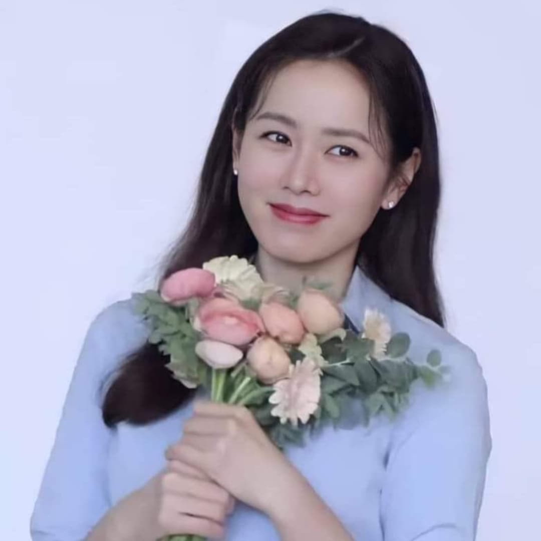 A moment captured by a fan of Son Yejin