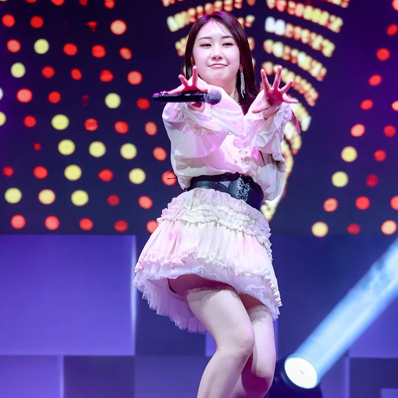 Momen yang diabadikan oleh penggemar Jeon Yujin