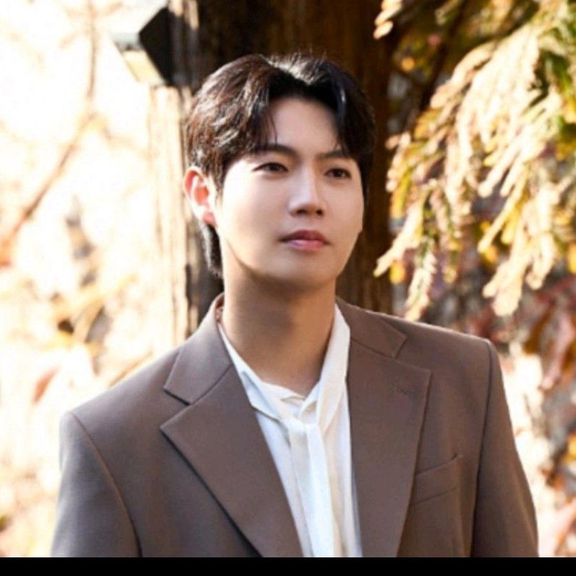 Behind-the-scenes cut of Son Taejin