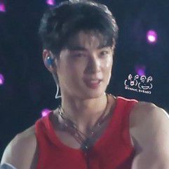 粉丝拍下的车银优瞬间