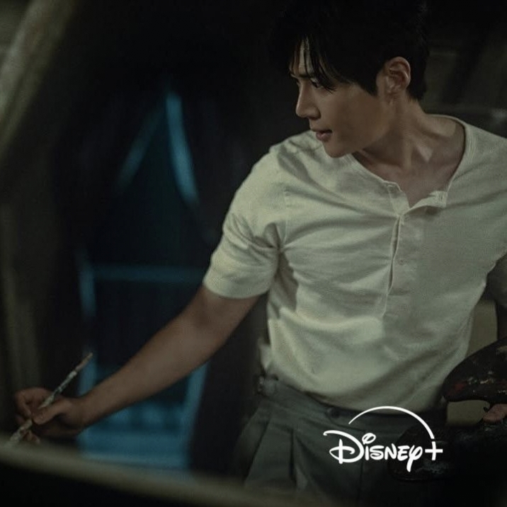 Behind-the-scenes cut of Kim Seonho