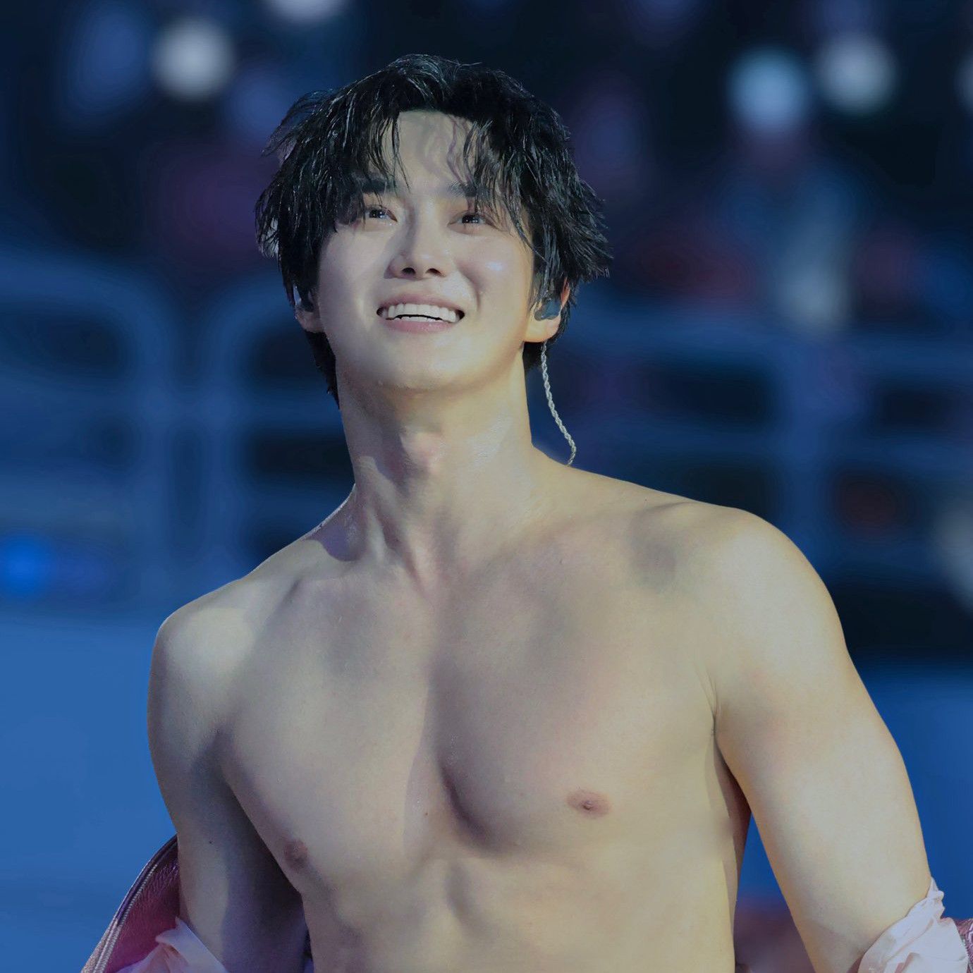 Recent activity shot of Suho