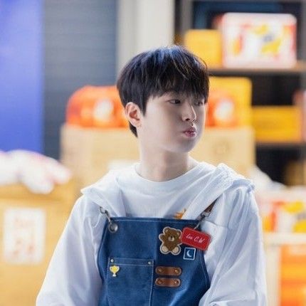 Cuplikan di balik layar dari Lee Chanwon