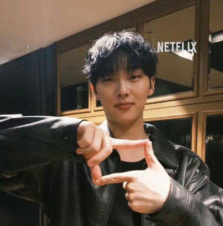 Recent activity shot of Choi Hyunwook